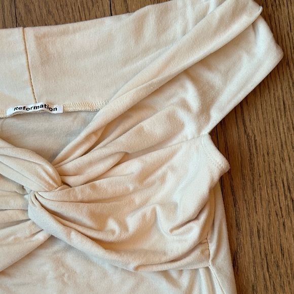Reformation Cropped Twist Front Top Cream XS - Picture 4 of 7